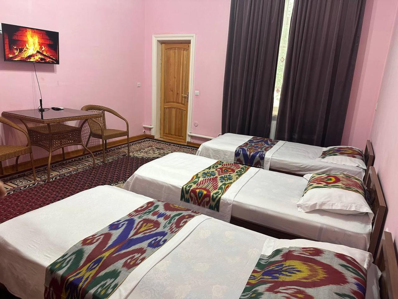 Shukrona Guest House Бухара Екстер'єр фото